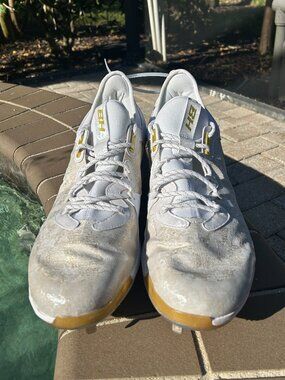 Under Armour Bryce Harper 8 Low ST Baseball Cleats – Men’s Size 16 – New